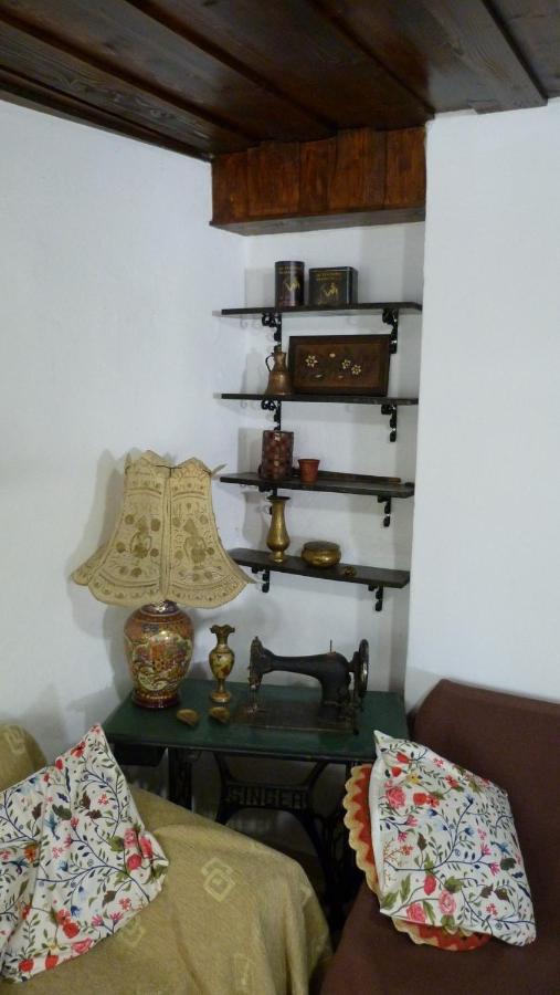 Villatzer - Traditional House With Fireplace And Garden Holiday home *