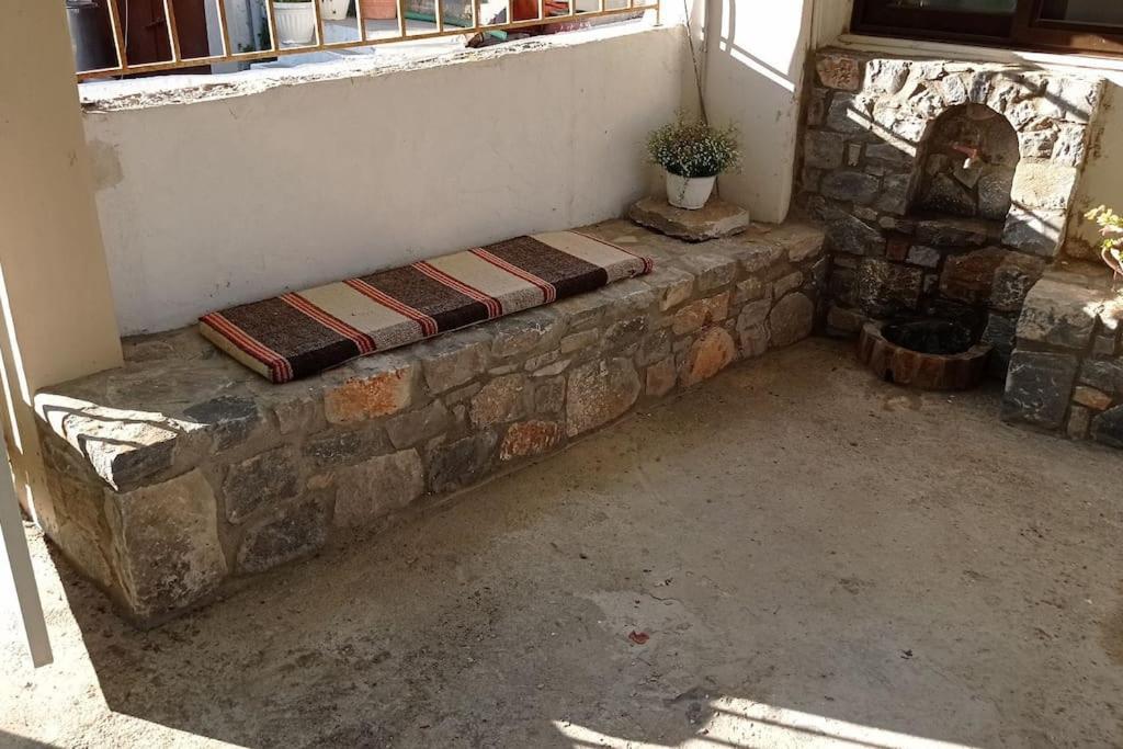 Villatzer - Traditional House With Fireplace And Garden Vakantiehuis
